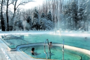 outdoor-pool-winter_resize